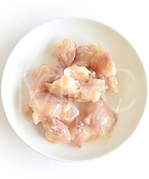 J & C 国産若鶏 ひざ軟骨 50g J & C 国産若鶏 ひざ軟骨 50g