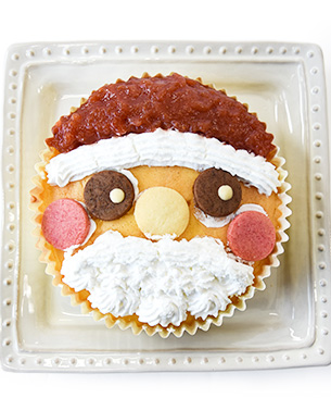 POCHI 【季節限定品】 サンタのデコレーションケーキ 120g ◆クール便(冷凍)◆ POCHI 【季節限定品】 サンタのデコレーションケーキ 120g ◆クール便(冷凍)◆