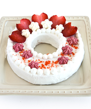 POCHI【季節限定品】さくら咲くイチゴのケーキ◆クール便◆ POCHI【季節限定品】さくら咲くイチゴのケーキ◆クール便◆